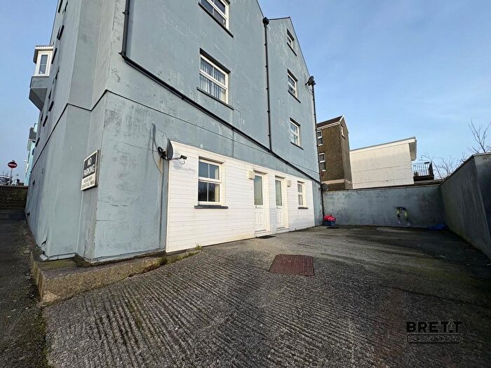 1 Bedroom Flat To Rent In Liberal House, Charles Street, Milford Haven, Pembrokeshire., SA73
