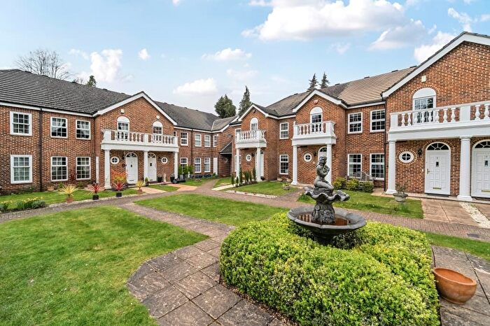 4 Bedroom End Terrace House For Sale In Shenstone Park, London Road, Ascot, SL5
