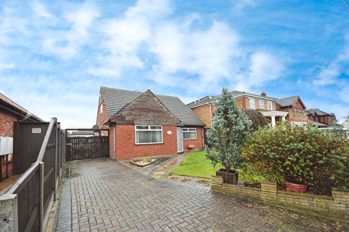 3 Bedroom Detached Bungalow For Sale In Pound Lane North, Laindon, Basildon, SS15