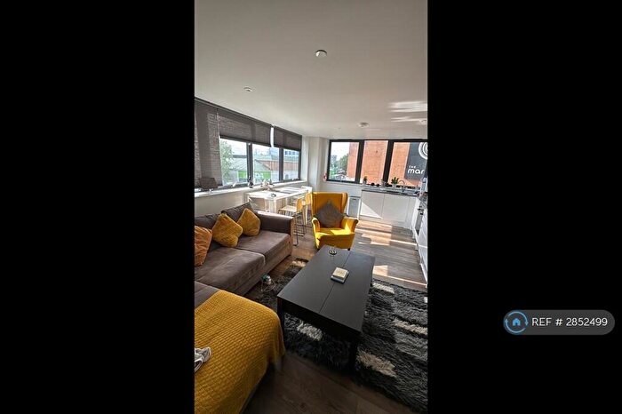 2 Bedroom Flat To Rent In Portland Place, Southampton, SO14