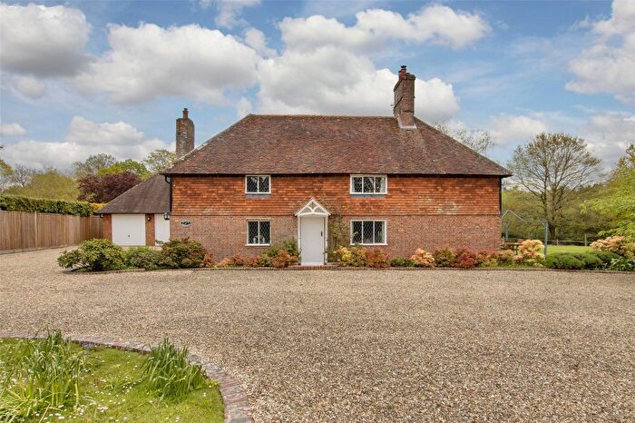 4 Bedroom Detached House For Sale In Bells Yew Green, Tunbridge Wells, East Sussex, TN3