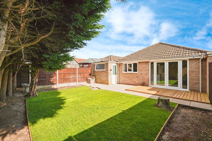 2 Bedroom Bungalow For Sale In Ince Lane, Elton, Chester, Cheshire, CH2