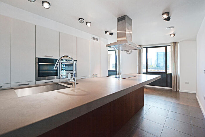 2 Bedroom Apartment To Rent In Lots Road, London, SW10