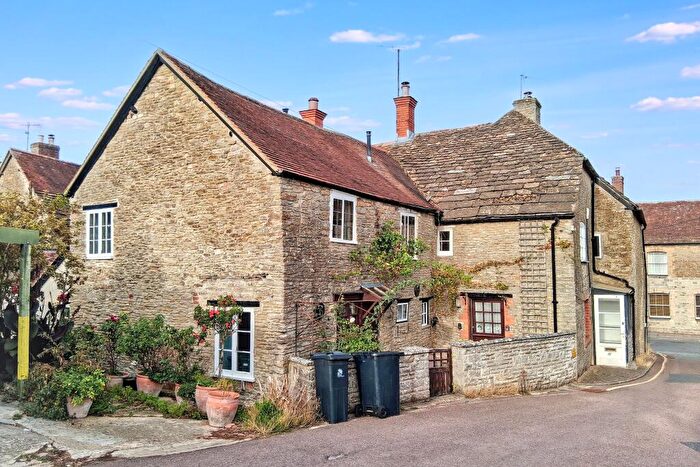 6 Bedroom End Of Terrace House For Sale In Silk Hay, High Street, Stalbridge, Sturminster Newton, Dorset, DT10