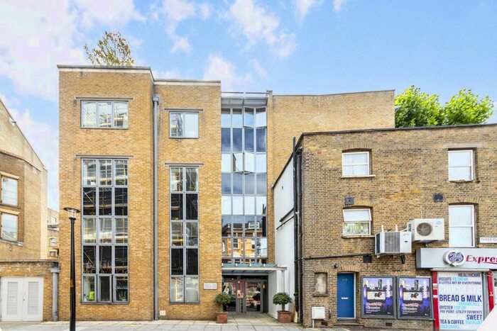 2 Bedroom Flat To Rent In Three Oak Lane, London, SE1