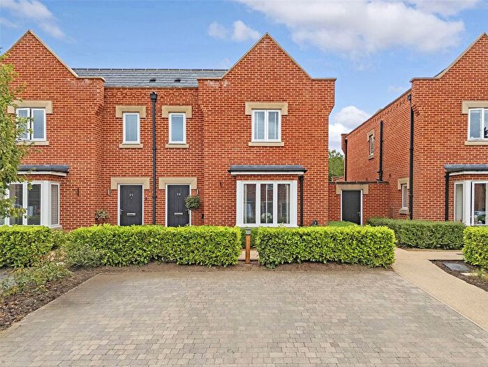 3 Bedroom Semi-detached House For Sale In Danbury Palace Drive, Danbury, Chelmsford, CM3