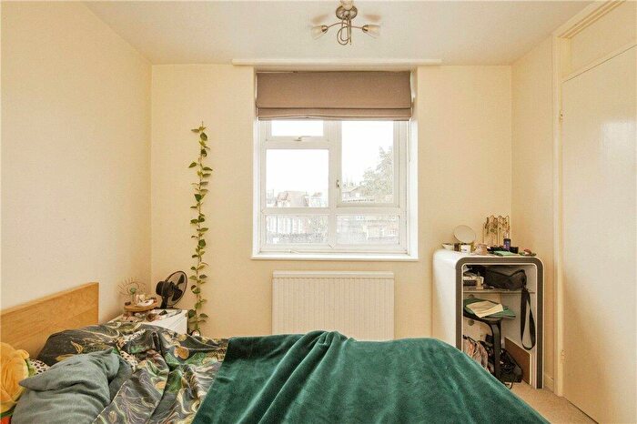 1 Bedroom Flat For Sale In Este Road, London, SW11