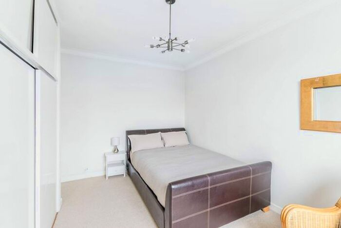 1 Bedroom Flat To Rent In Hill Street, Mayfair, London, W1J