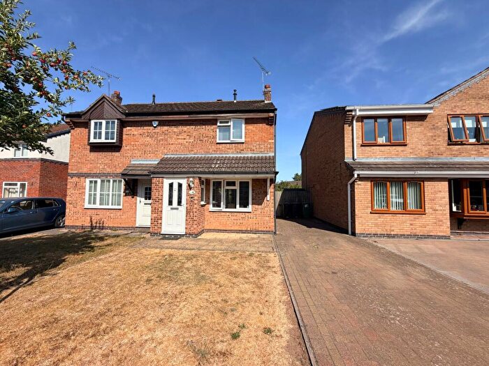 3 Bedroom Semi-Detached House For Sale In Launceston Drive, Nuneaton, CV11