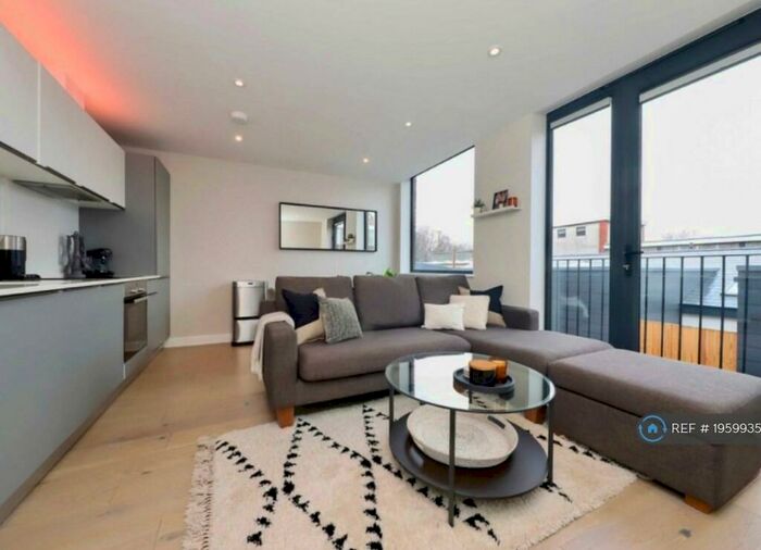 1 Bedroom Flat To Rent In Field End Road, Ruislip, HA4