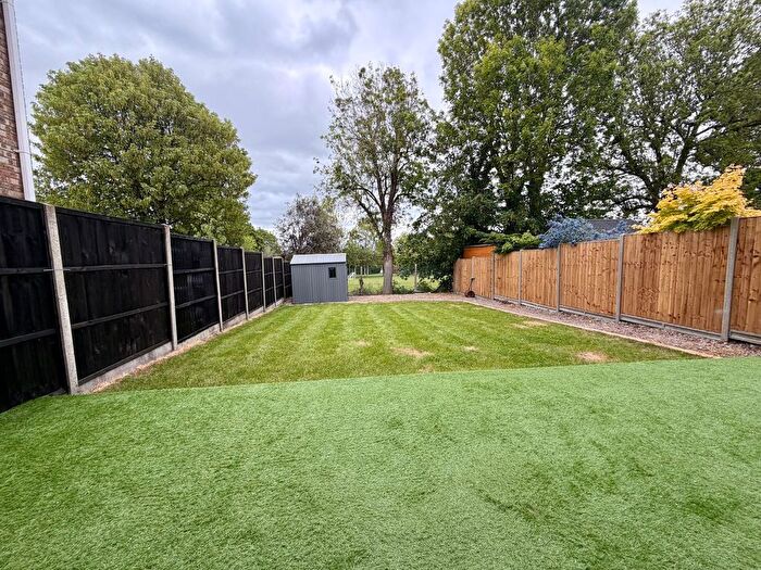 5 Bedroom Detached House To Rent In Grasmere Way, Leighton Buzzard, LU7