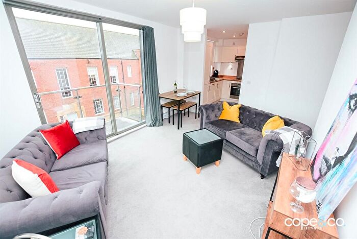 2 Bedroom Apartment To Rent In Cathedral View, Full Street, Derby, Derbyshire, DE1