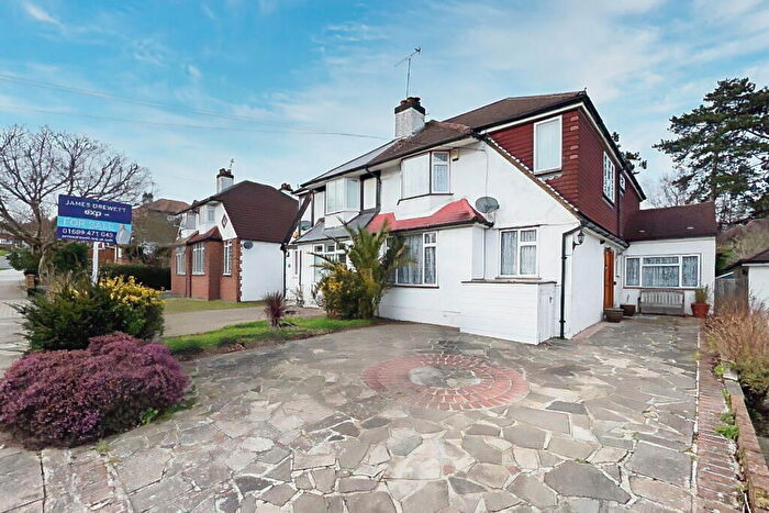 5 Bedroom Semi Detached House For Sale In Elm Grove, Orpington, BR6