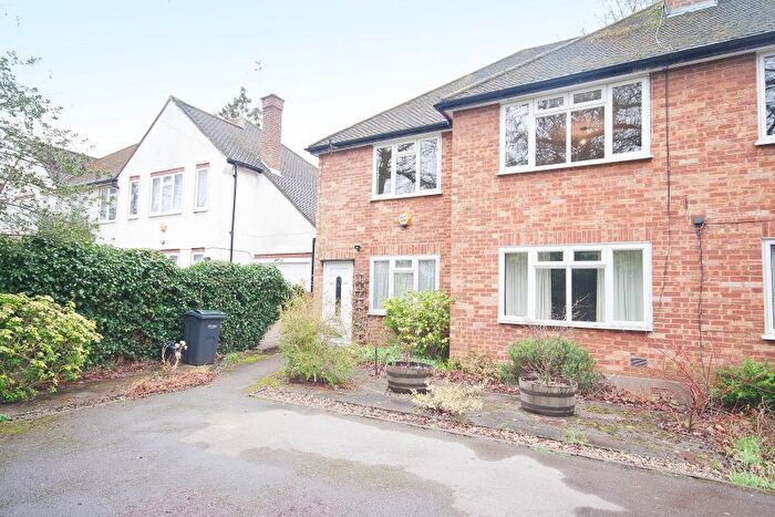 2 Bedroom Flat To Rent In Wellington Road, HA5