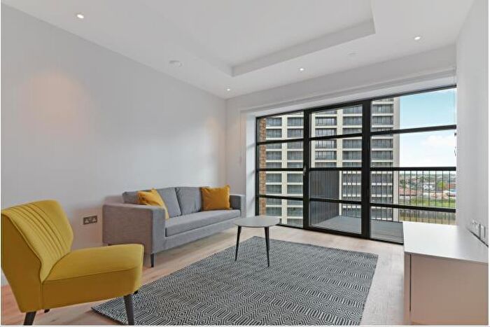 1 Bedroom Apartment To Rent In Amelia House, London City Island, London, E14