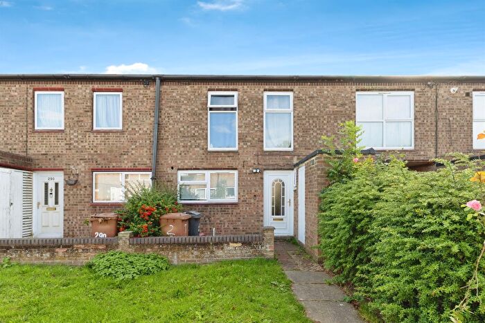 5 Bedroom Terraced House For Sale In Ripon Road, Stevenage, SG1
