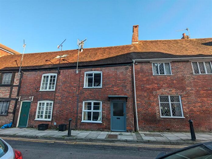 2 Bedroom Terraced House To Rent In Guilder Lane, Salisbury, SP1