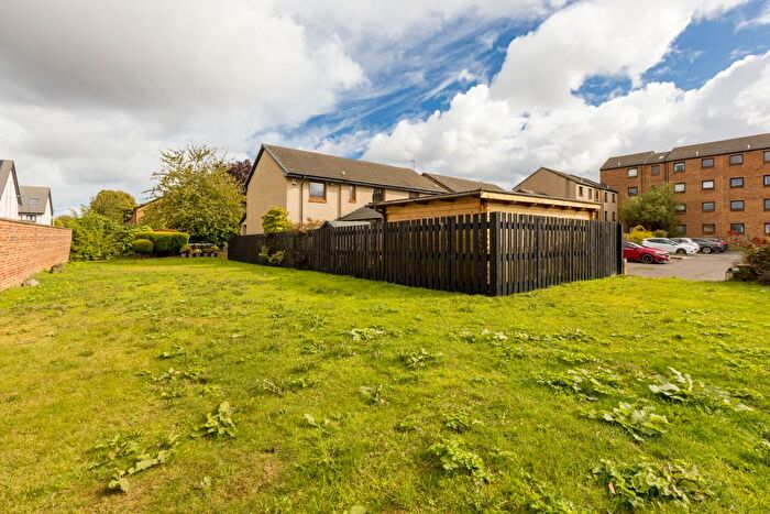 1 Bedroom Flat For Sale In / Hutchison Road, Edinburgh, EH14