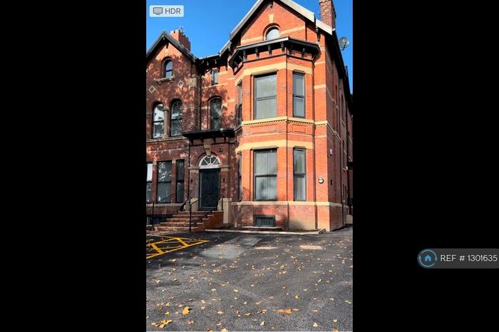 2 Bedroom Flat To Rent In Eccles Old Road, Salford, M6