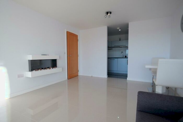 2 Bedroom Flat To Rent In Roma, Victoria Wharf, Watkiss Way, Cardiff, City Of Cardiff., CF11