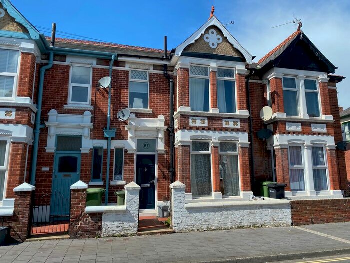 3 Bedroom Terraced House To Rent In Winter Road, Southsea, PO4