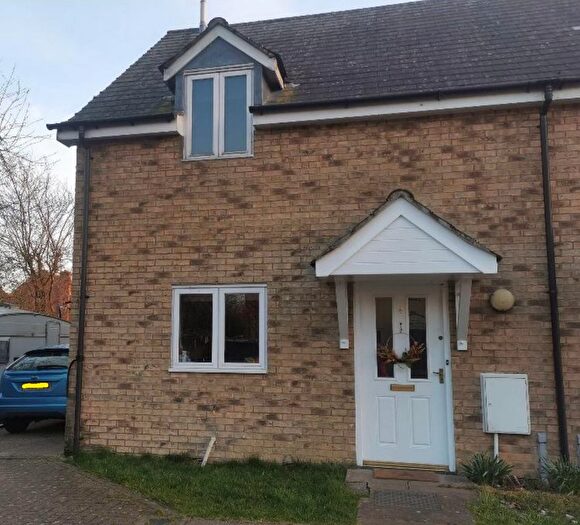 2 Bedroom Semi-detached House For Sale In Schools Close, Mendlesham, IP14