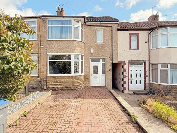 3 Bedroom Terraced House For Sale In Larch Hill, Odsal, Bradford, BD6