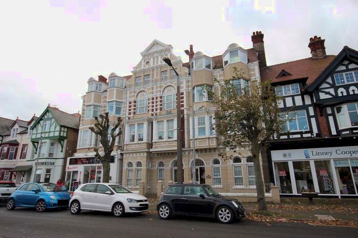 1 Bedroom Flat To Rent In Mostyn Avenue, Llandudno, LL30