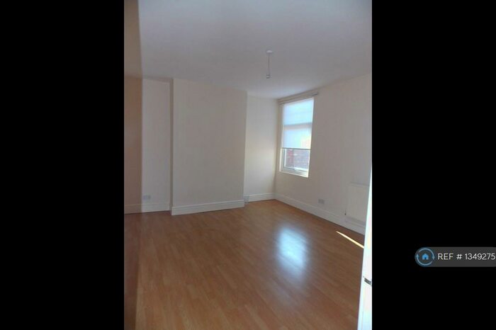 4 Bedroom Terraced House To Rent In Gorton Rd, Liverpool, L13