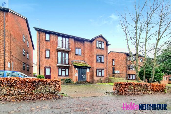 1 Bedroom Flat To Rent In Farendon House, Cavendish Road, Sutton, SM2