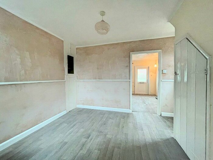 2 Bedroom Semi-Detached House For Sale In Maypole Road, Tiptree, CO5