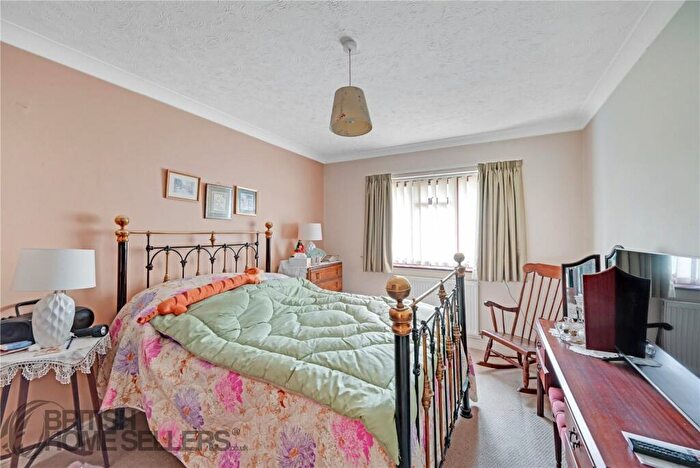 2 Bedroom Bungalow For Sale In Plume Avenue, Colchester, Essex, CO3