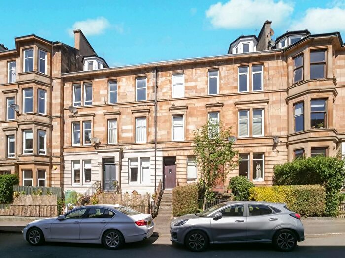 2 Bedroom Flat For Sale In Roslea Drive, Dennistoun, G31