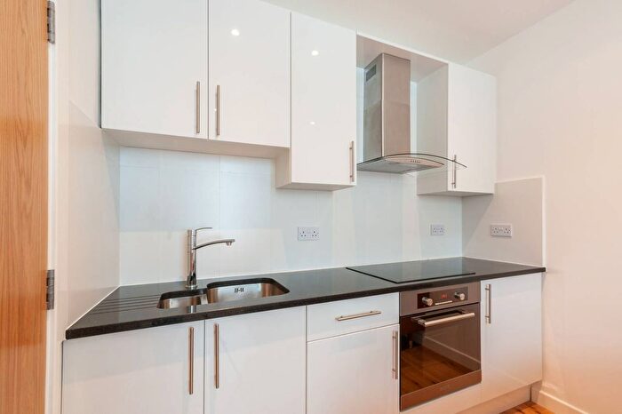 1 Bedroom Flat To Rent In Southerton Road, Hammersmith, London, W6