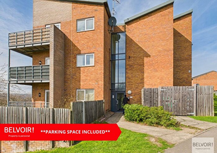 2 Bedroom Flat For Sale In Kenninghall Road, Norfolk Park, Sheffield, S2
