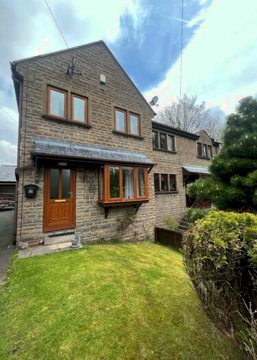 3 Bedroom Semi-Detached House To Rent In Bankfield, Greetland, Halifax, HX4