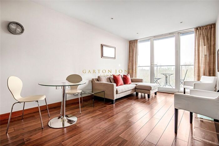 1 Bedroom Flat To Rent In Lanson Building, Queenstown Road, London, SW11
