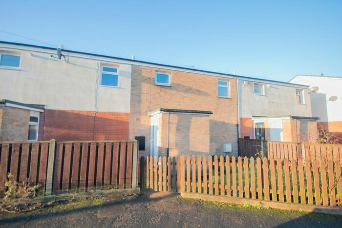 2 Bedroom Terraced House To Rent In Grassington Close, Hull HU7