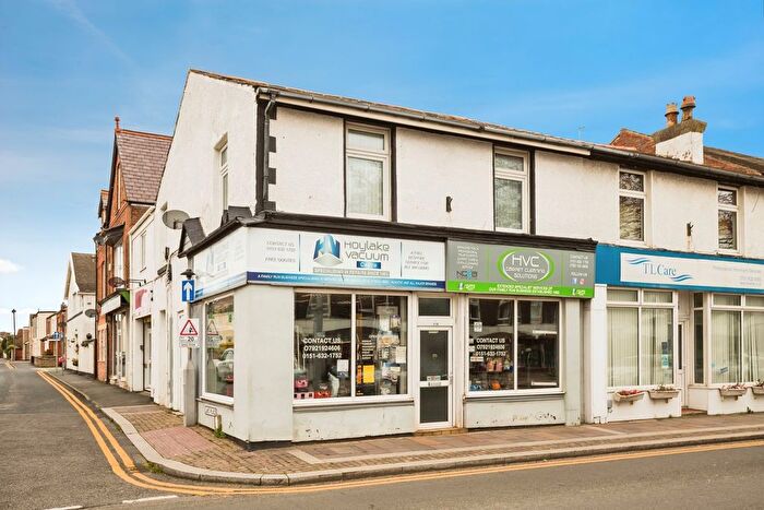 2 Bedroom Flat For Sale In Market Street, Wirral, Merseyside, CH47