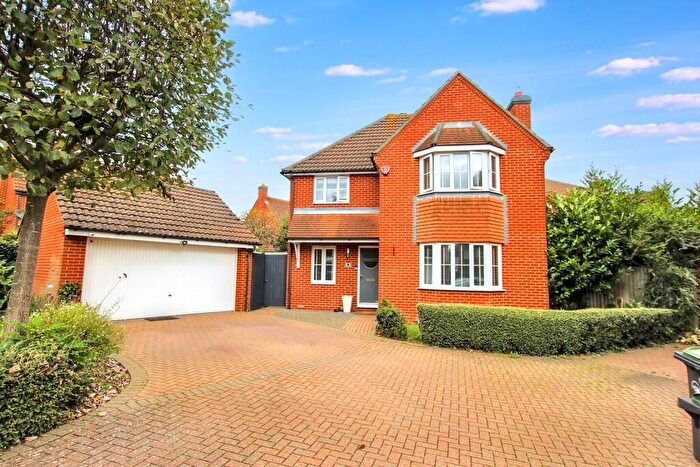4 Bedroom Detached House For Sale In Cypress Court, Dunmow, CM6