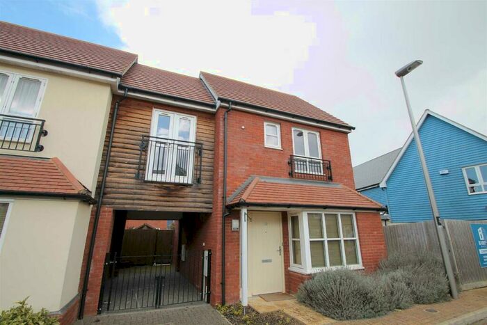 2 Bedroom Link Detached House To Rent In Tyhurst, Middleton, MK10