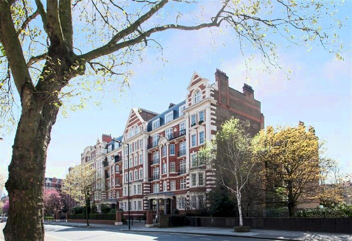 2 Bedroom Flat To Rent In Maida Vale, Little Venice, W9