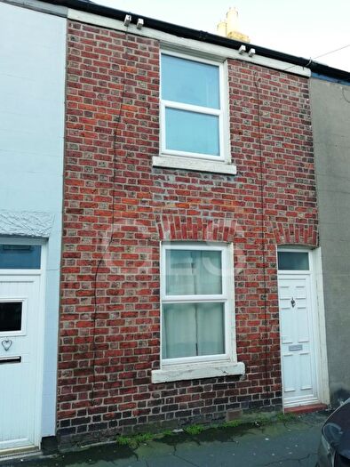 2 Bedroom Terraced House To Rent In Nelson Street, Scarborough, YO12