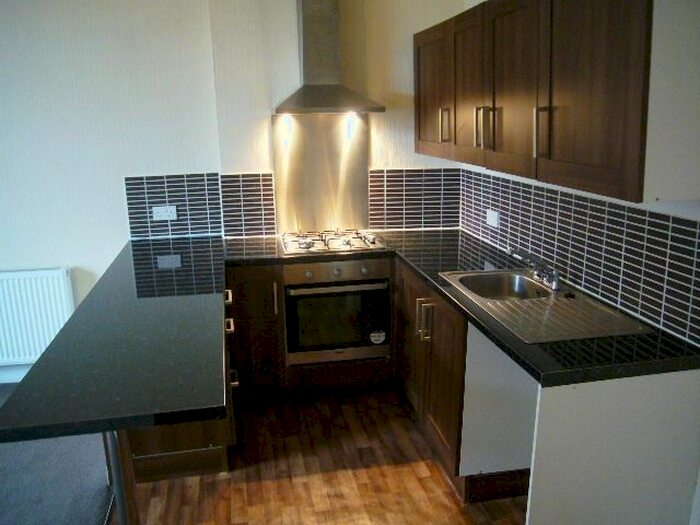 1 Bedroom Flat To Rent In Otley Road, Undercliffe, Bradford BD3