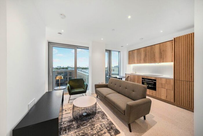 Apartment To Rent In Jacquard Point, E1