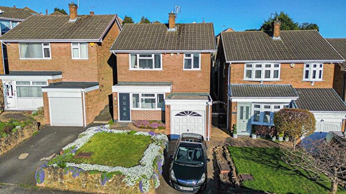 3 Bedroom Detached House For Sale In South View Road, Carlton, Nottingham, NG4