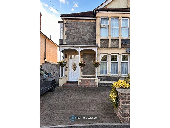 3 Bedroom Flat To Rent In Devonshire Road, Weston-Super-Mare, BS23