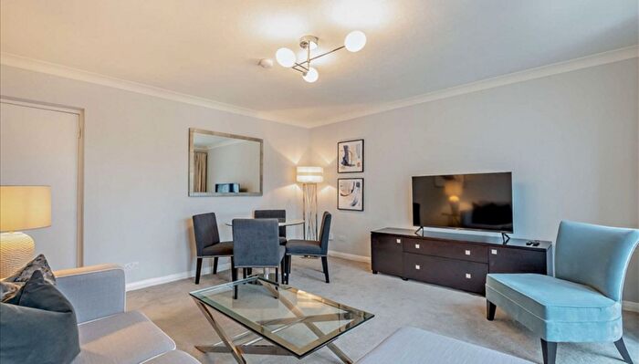 2 Bedroom Flat To Rent In Fulham Road, London, SW3