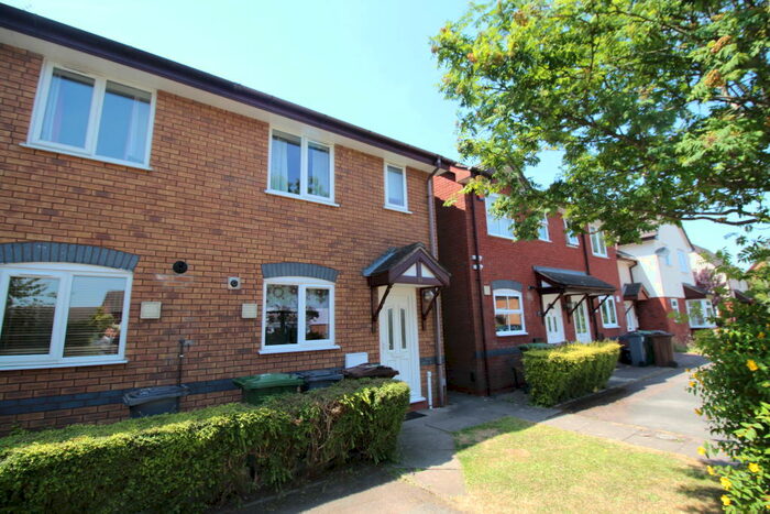 2 Bedroom End Of Terrace House To Rent In Kerswell Drive, Shirley, Solihull, West Midlands, B90