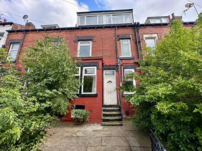 3 Bedroom House To Rent In Brownhill Crescent, Leeds, LS9